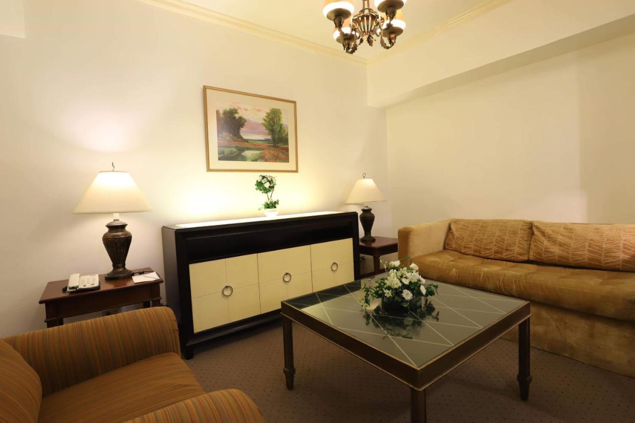 Tiara Oriental Hotel Makati City Exterior photo
